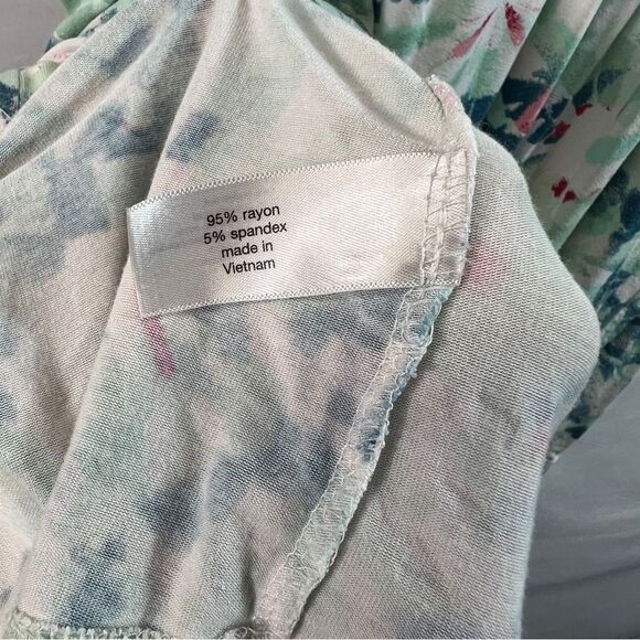 Livi by Lane Bryant Womens Kaleidescope Sleeveless Top 0621 - Picture 9 of 13